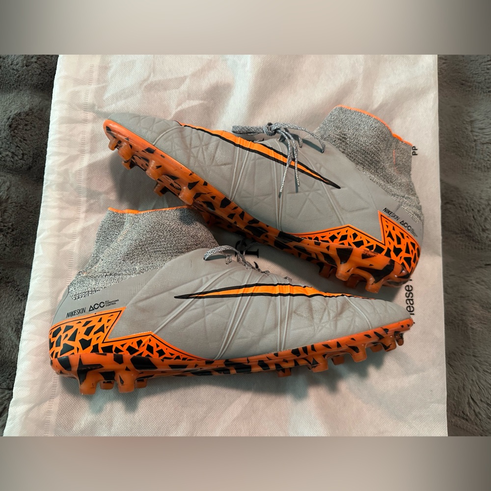 Nike Hypervenom Wolf Grey Orange